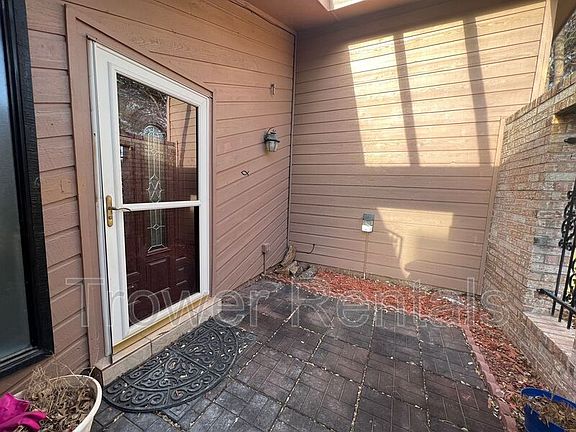 4th image of 6347 Mecca St