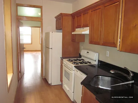 Rented by Highline Residential | media 26