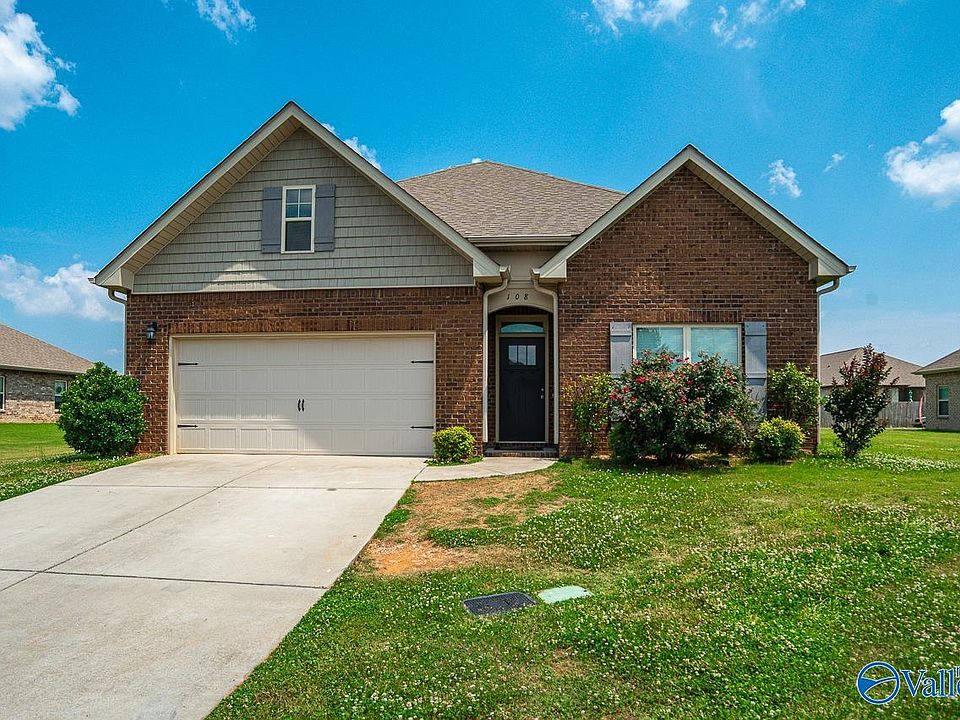 1st image of 108 Carleighfalls Dr