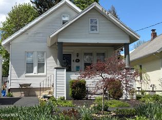 11 Rankin Ave, Troy, NY 12180