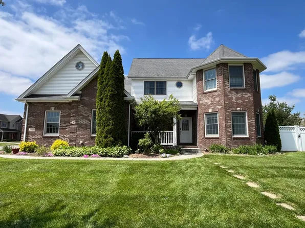 3800 Pawnee Trl, Columbus, IN 47203