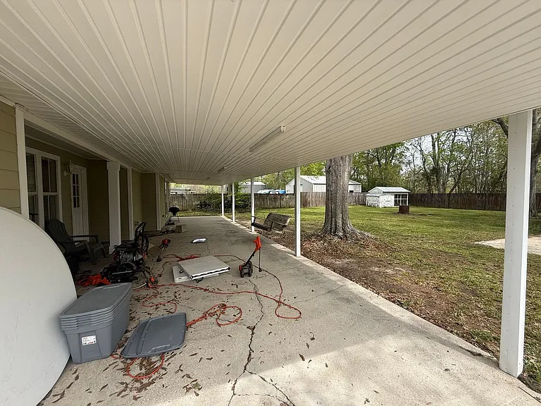 17160 Parker Heights Dr — Photo 2