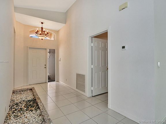 2nd image of 10307 Utopia Cir N