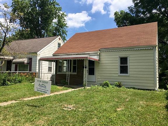 4th image of 796 Elizabeth Ave