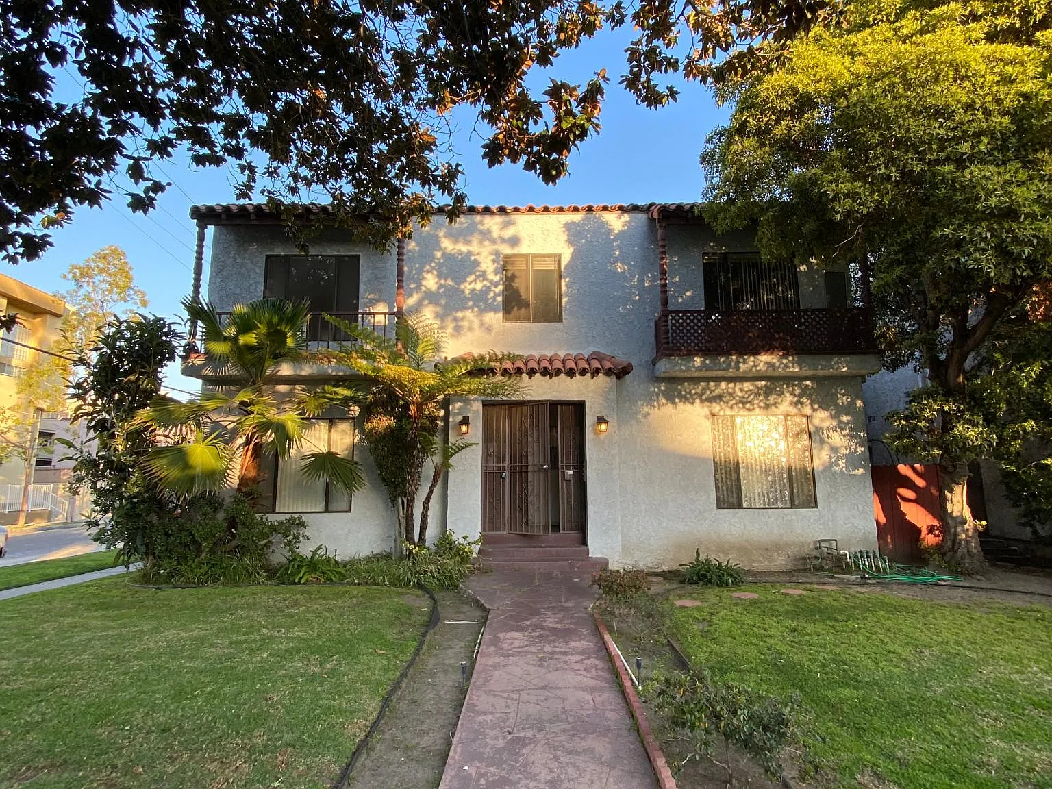 1100 S Shenandoah St — Photo 1