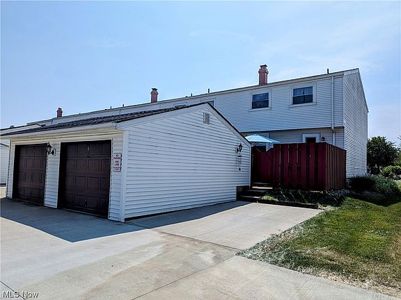 3rd image of 7396 Yorktown Ct