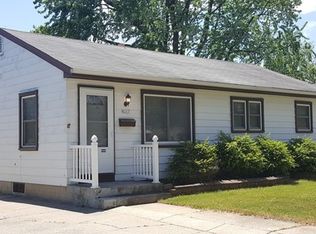 8217 W Fairmount Ave, Milwaukee, WI