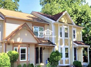 2861 Schoolhouse Cir, Silver Spring, MD 20902