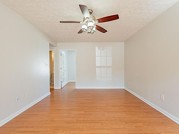 3rd image of 5203 Malik Dr