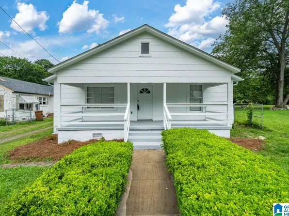 304 Bethel St NE, Hartselle, AL 35640