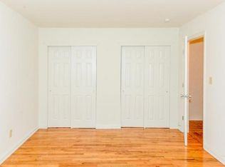 31 Wildwood Gdns, Port Washington, NY 11050