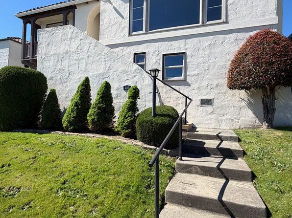 279 Elder Ave