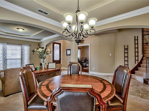 5th image of 3529 Hutch Dr