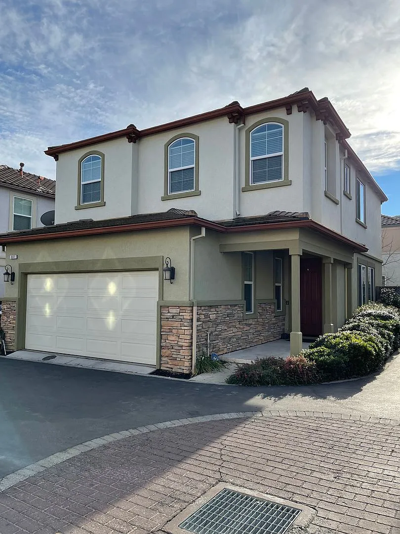 337 Bonarda Ct photo 1