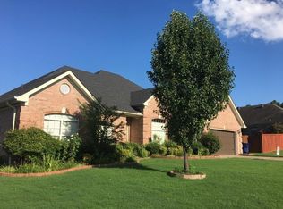 104 Avignon Cir, Maumelle, AR 72113