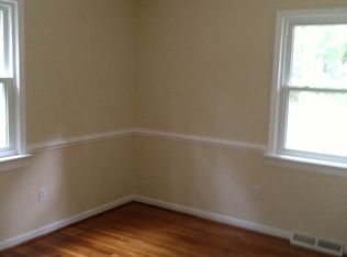 729 Edgar Rd, Hanover, VA 23069