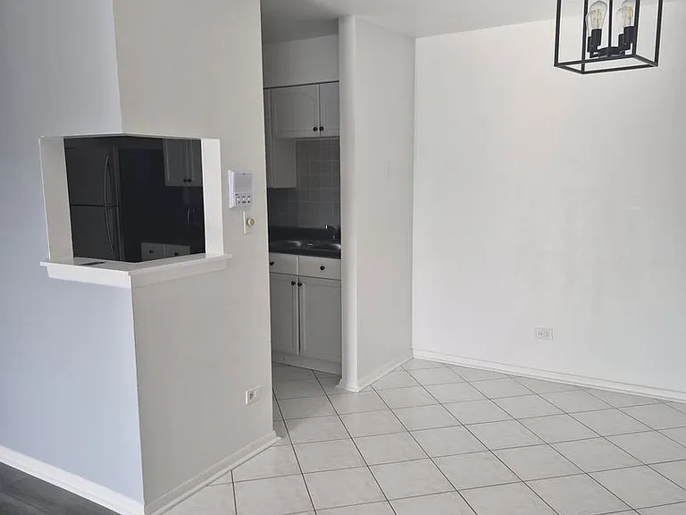 1424 Stonebridge Cir #L9 — Photo 3