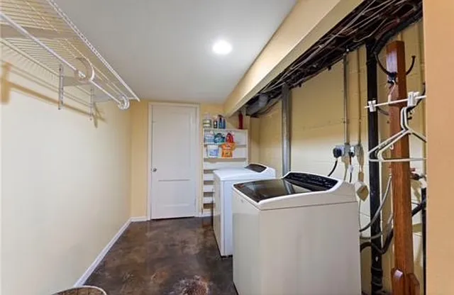 4208 W 74th Ter — Photo 30