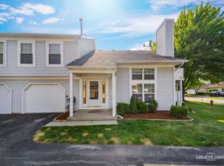 1221 Clematis Dr, Streamwood, IL 60107