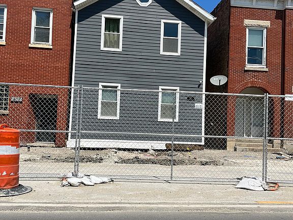 4th image of 2310 W Grand Ave APT 2