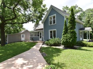 7001 Settler Ave, Waterford, WI 53185