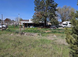425 SW J St, Madras, OR 97741