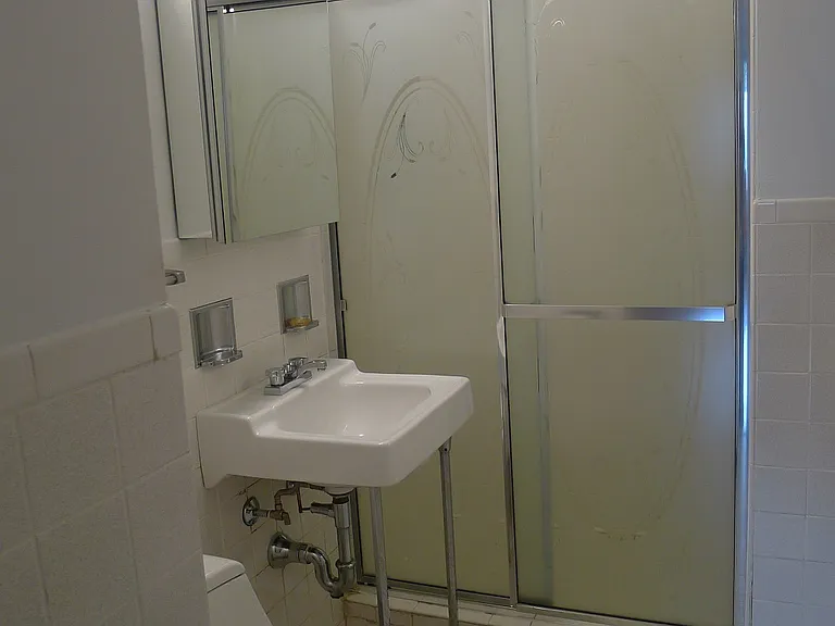 400 Central Park W #18C — Photo 20