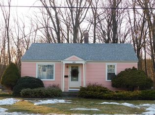 185 Lower Beverly Hls, West Springfield, MA 01089