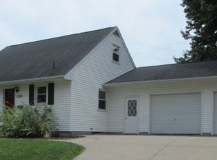 1235 D Ave, Marion, IA 52302