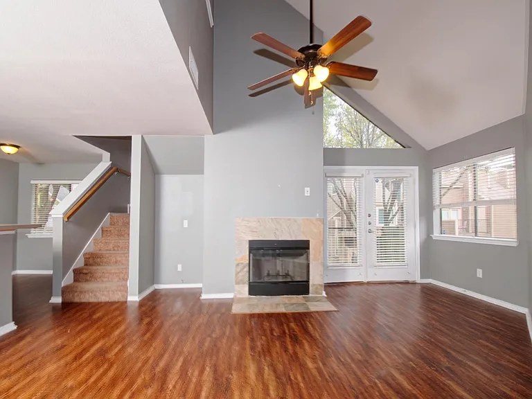 9831 Walnut St #209 — Photo 6