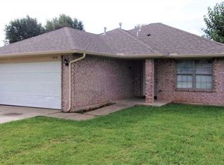 626 NW 109th St, Oklahoma City, OK 73114