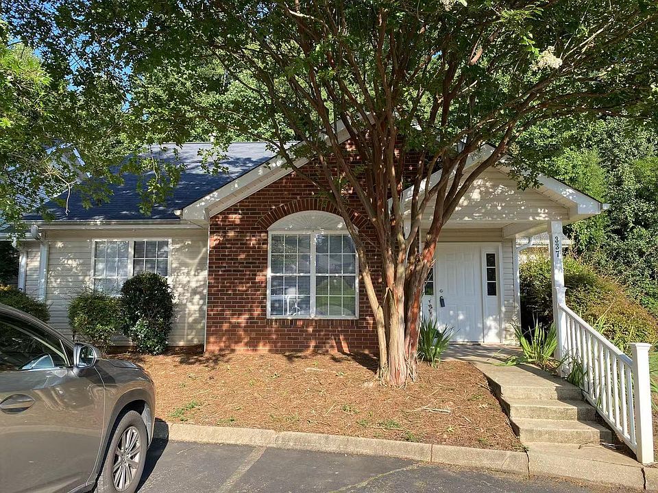 1st image of 377 Woodruff Park Ln