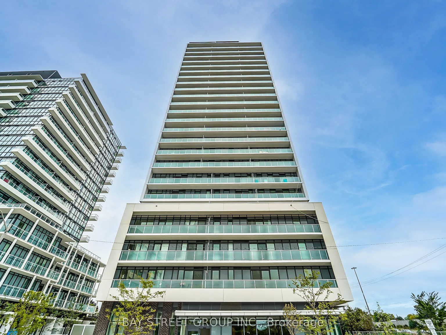 188 Fairview Mall Dr — Photo 1
