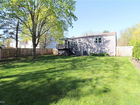 4th image of 874 Sunhaven Dr