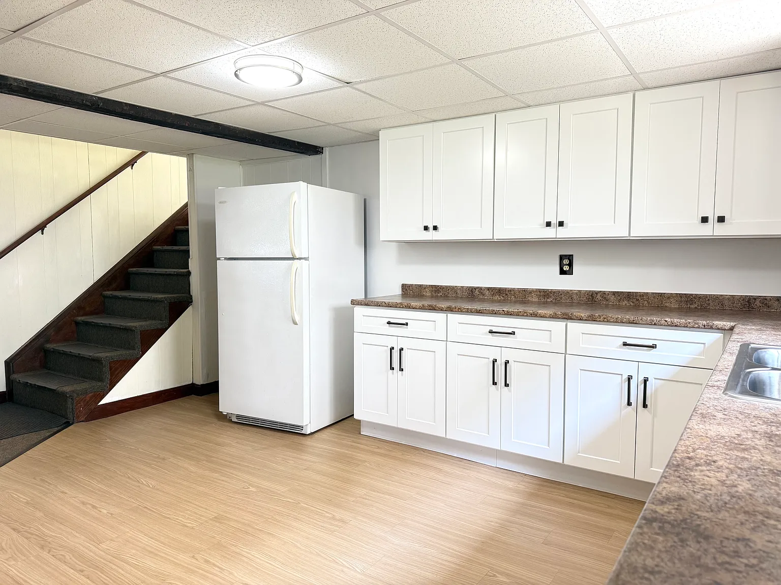 1 bed, 800 sqft, $1,650 — Photo 3