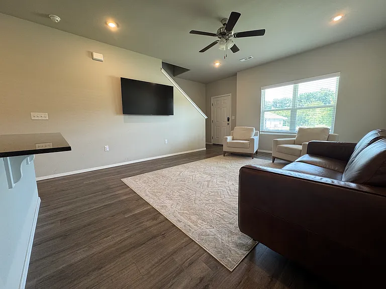 4406 SW Sackett Ave — Photo 8