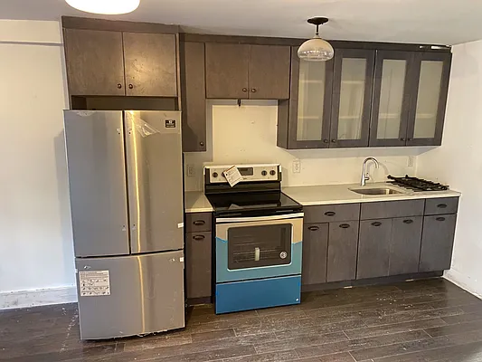 Rented by Keller Williams NYC | media 18