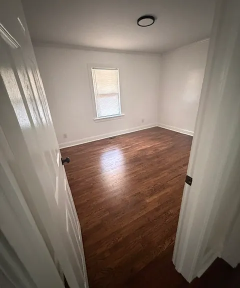 1812 Beverly Rd — Photo 6