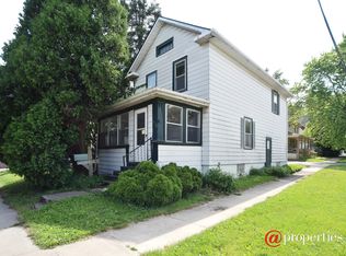630 North Ave, Waukegan, IL 60085