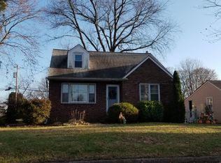 1865 Lukens Ave, Willow Grove, PA 19090