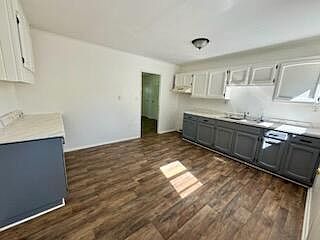 5th image of 717 Glenwood Ave
