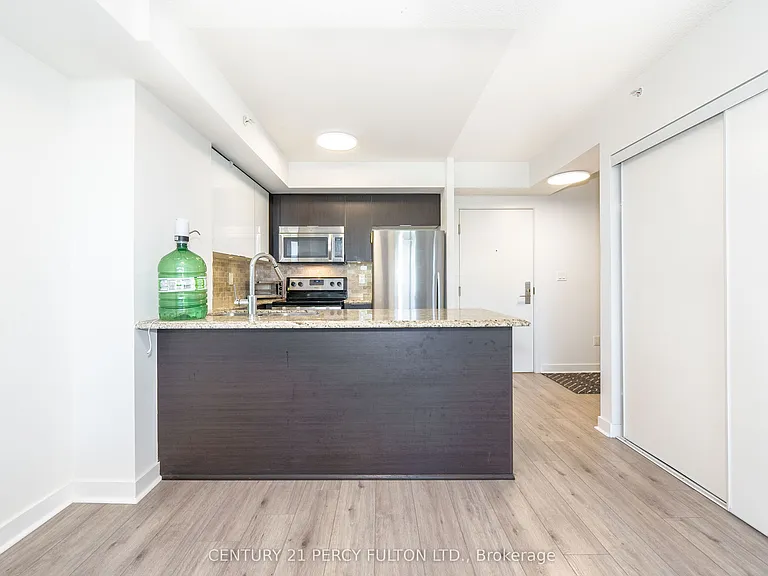 5740 Yonge St #205 — Photo 16