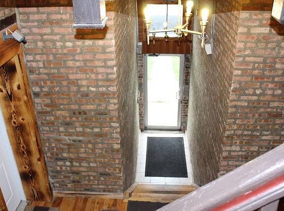 2nd image of 338 S Karlov Ave #2S
