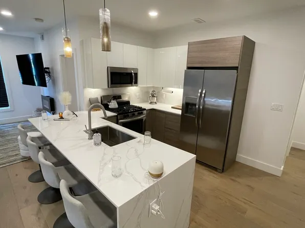 30 Penniman Rd Unit 207, Allston, MA 02134