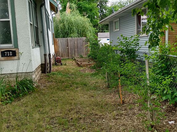 5th image of 718 Russell Ave N