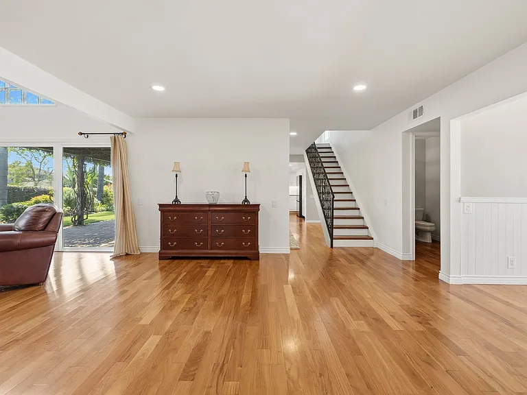 4501 Regents Ct — Photo 13