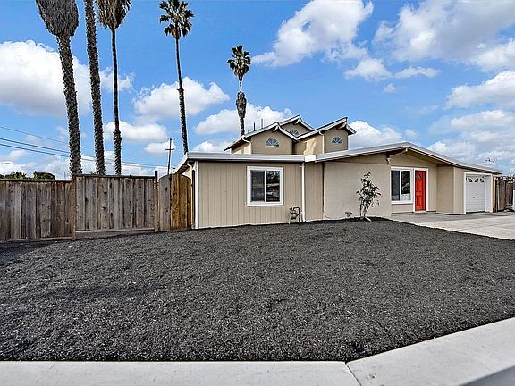 3rd image of 27929 Havana Ave