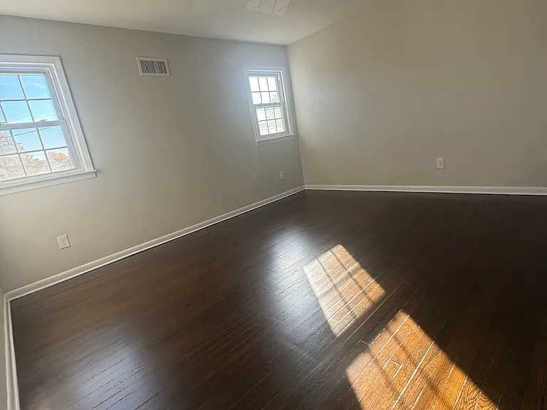 1006 Gifford Ct #2 — Photo 11