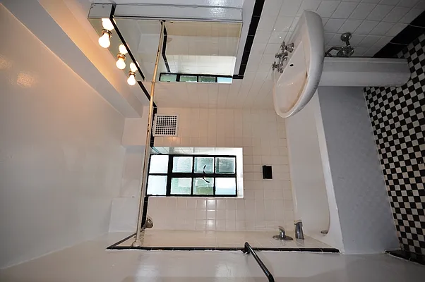Rented by Corcoran | media 6