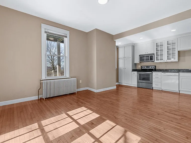 6642 Jefferson Blvd #B — Photo 10